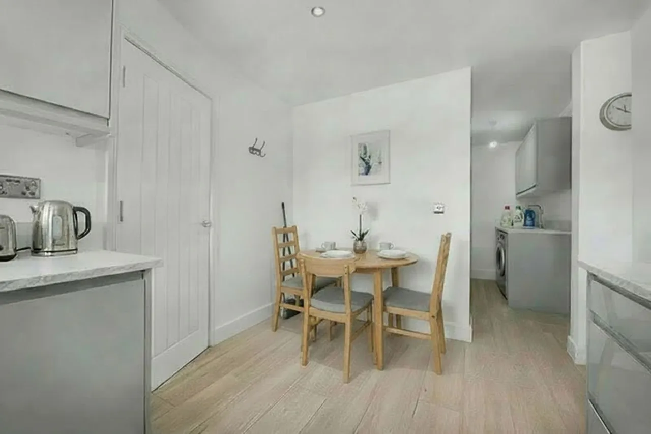 Plot 5 The Pinewoods, off Wyken Way, Coventry - CV2 3HJ, photo 6