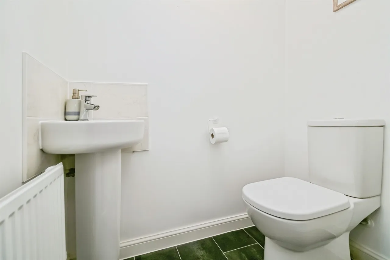 Crompton Way, Bridgend, CF32, photo 8