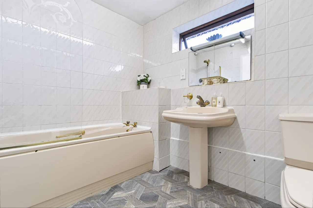Tilman Close, Great Sankey, WA5, photo 25