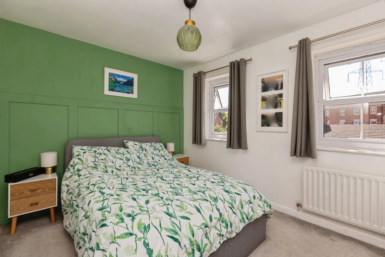 Keen Close, Aylesbury, Buckinghamshire, HP19, photo 3