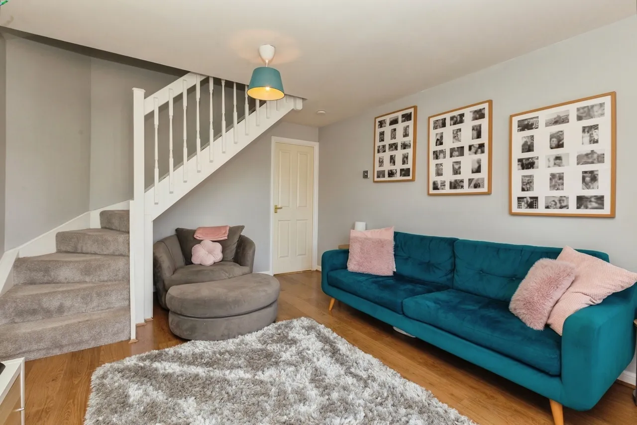 Keen Close, Aylesbury, Buckinghamshire, HP19, photo 5