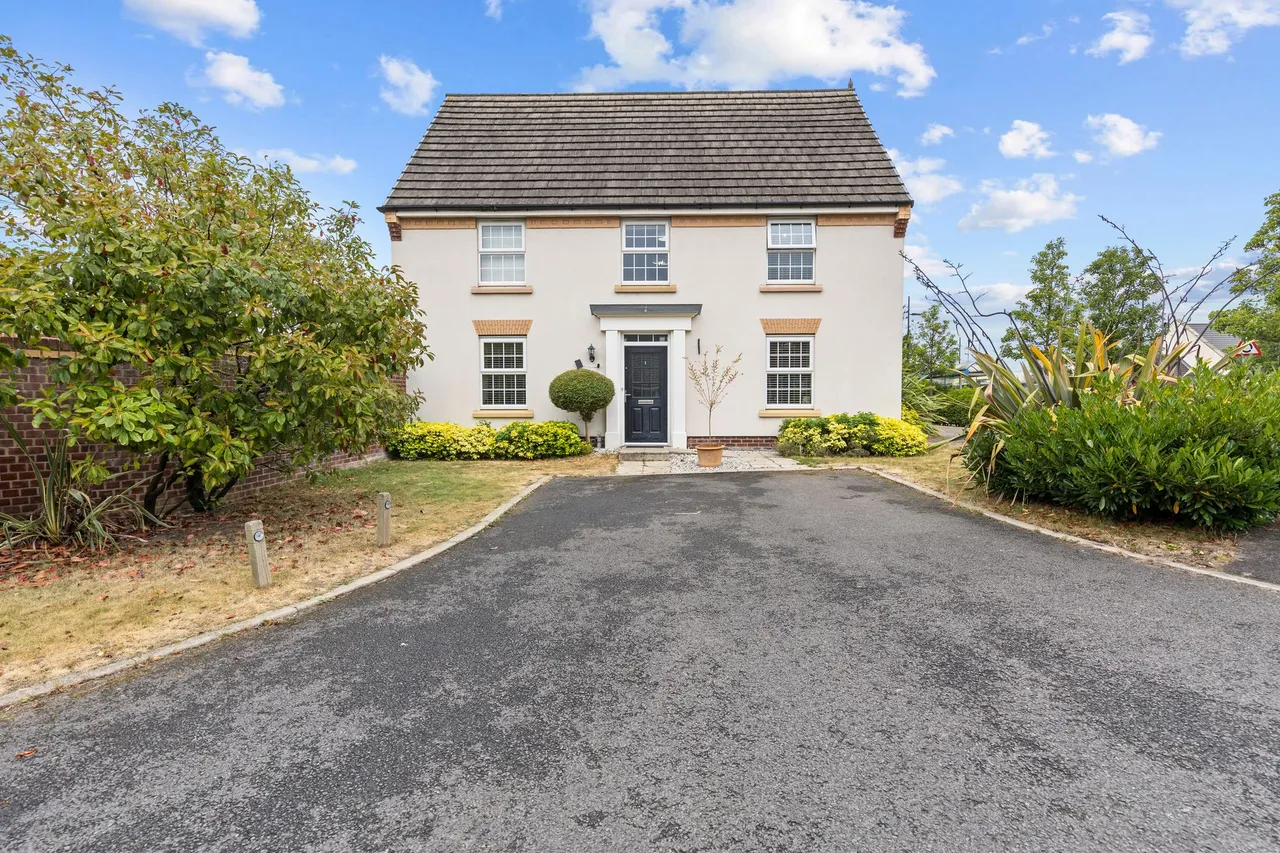 4 bed house for sale — Newark Drive, Great Sankey, Warrington, Warrington, WA5 3ST