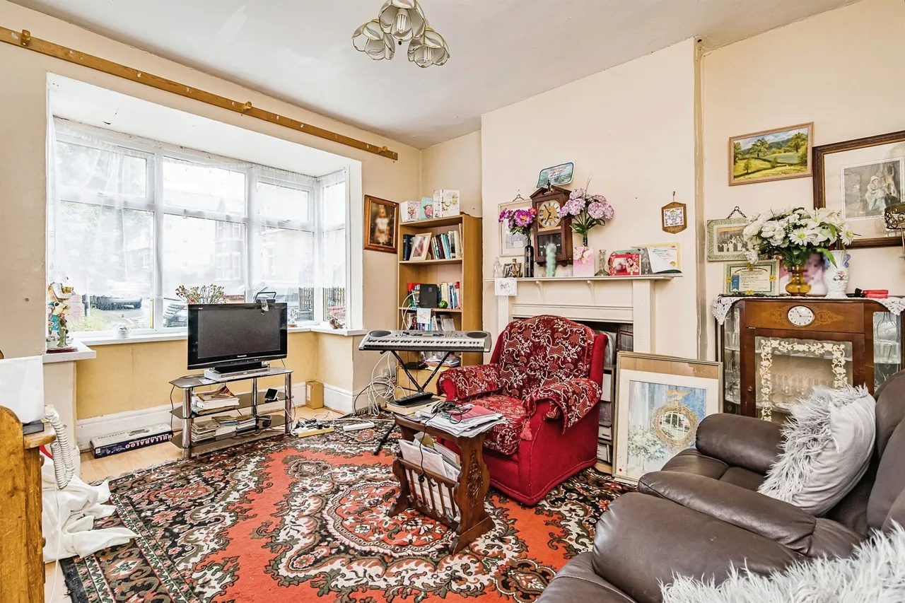 Blackacre Road, Dudley, DY2, photo 2