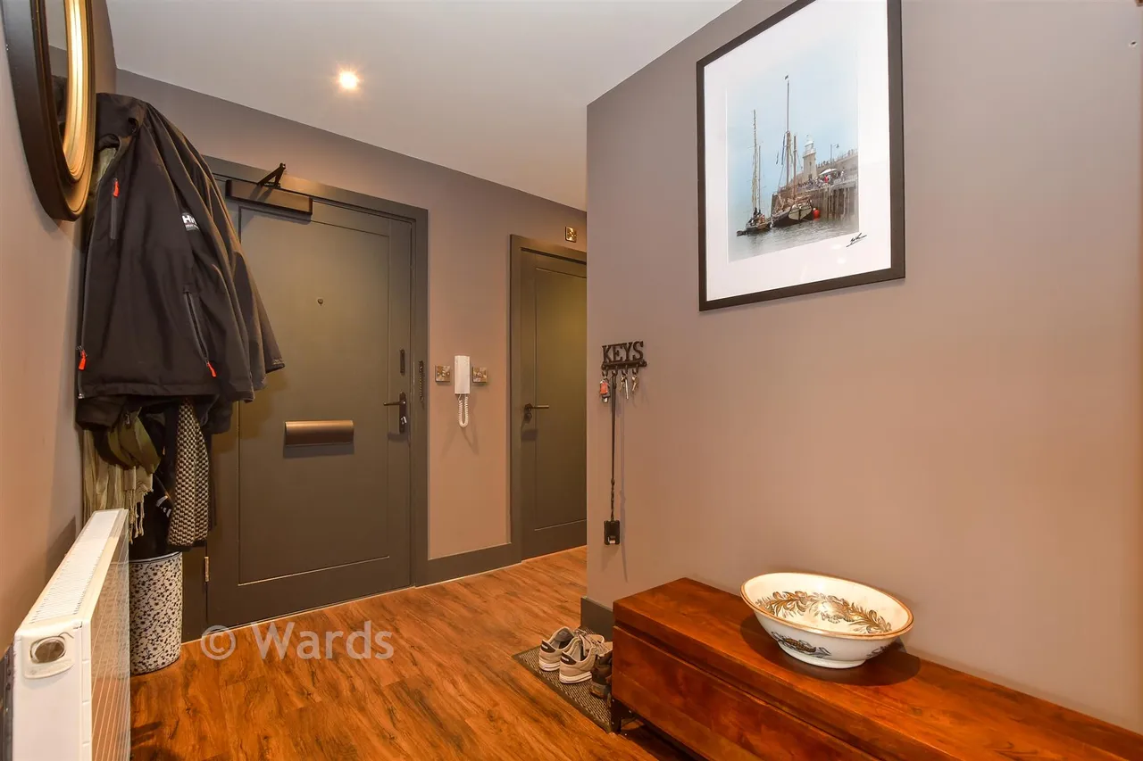 Spindle Close, Hawkinge, CT18, photo 7