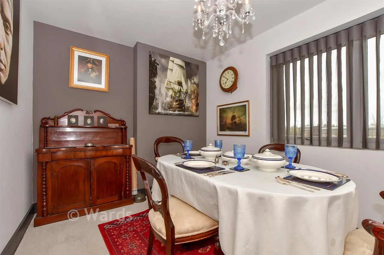 Spindle Close, Hawkinge, CT18, photo 4