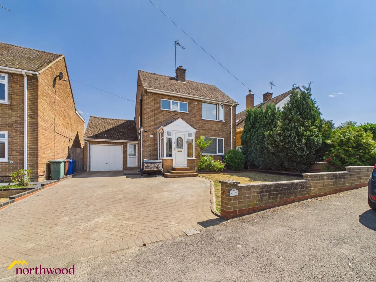 3 bed house for sale, Danvers Road, Broughton, OX15