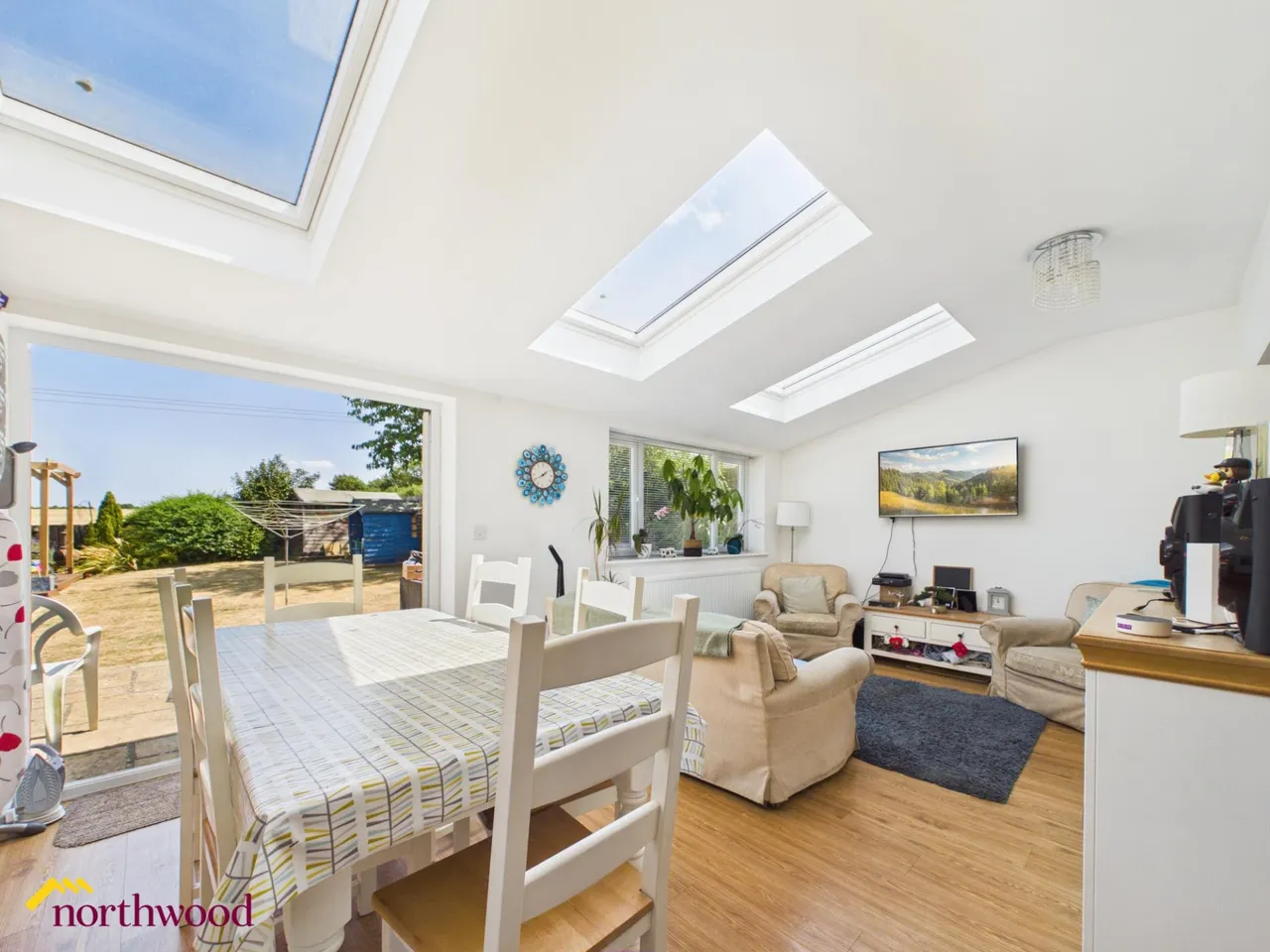 Danvers Road, Broughton, OX15, photo 4