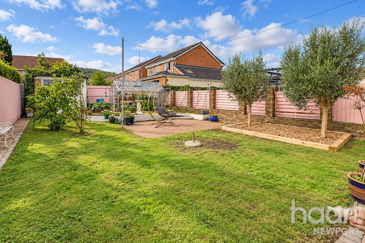 Tanybryn, Newport, NP11, photo 17