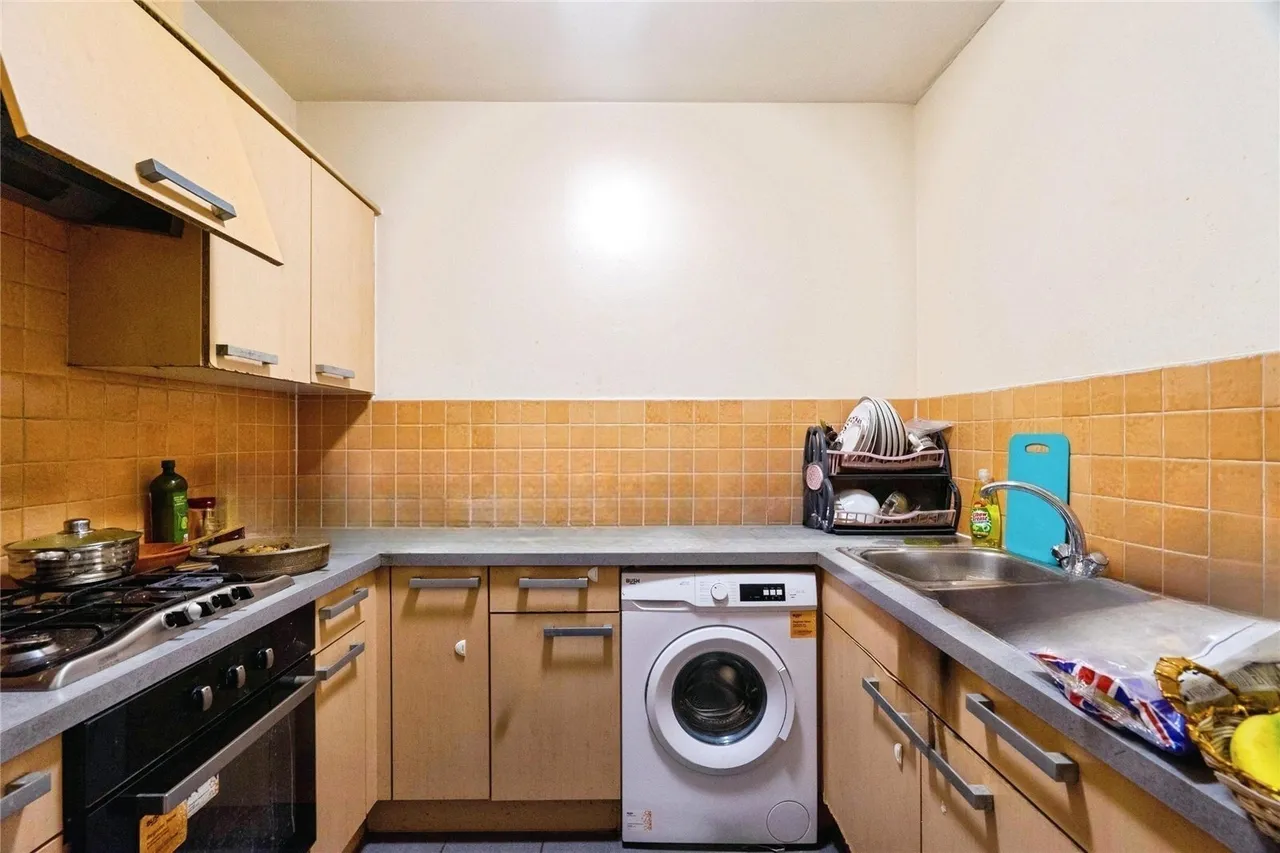 Blackthorn Road, Ilford, IG1, photo 6