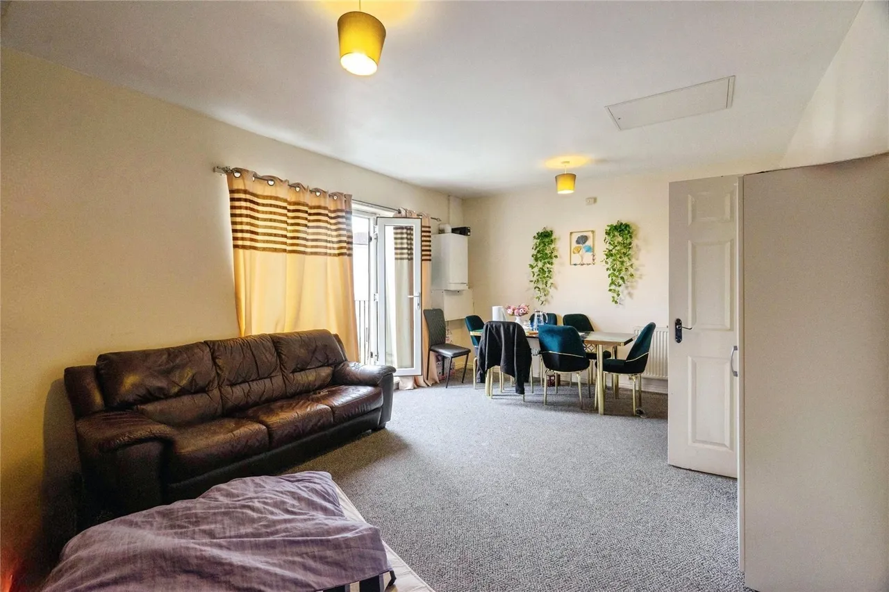 Blackthorn Road, Ilford, IG1, photo 2