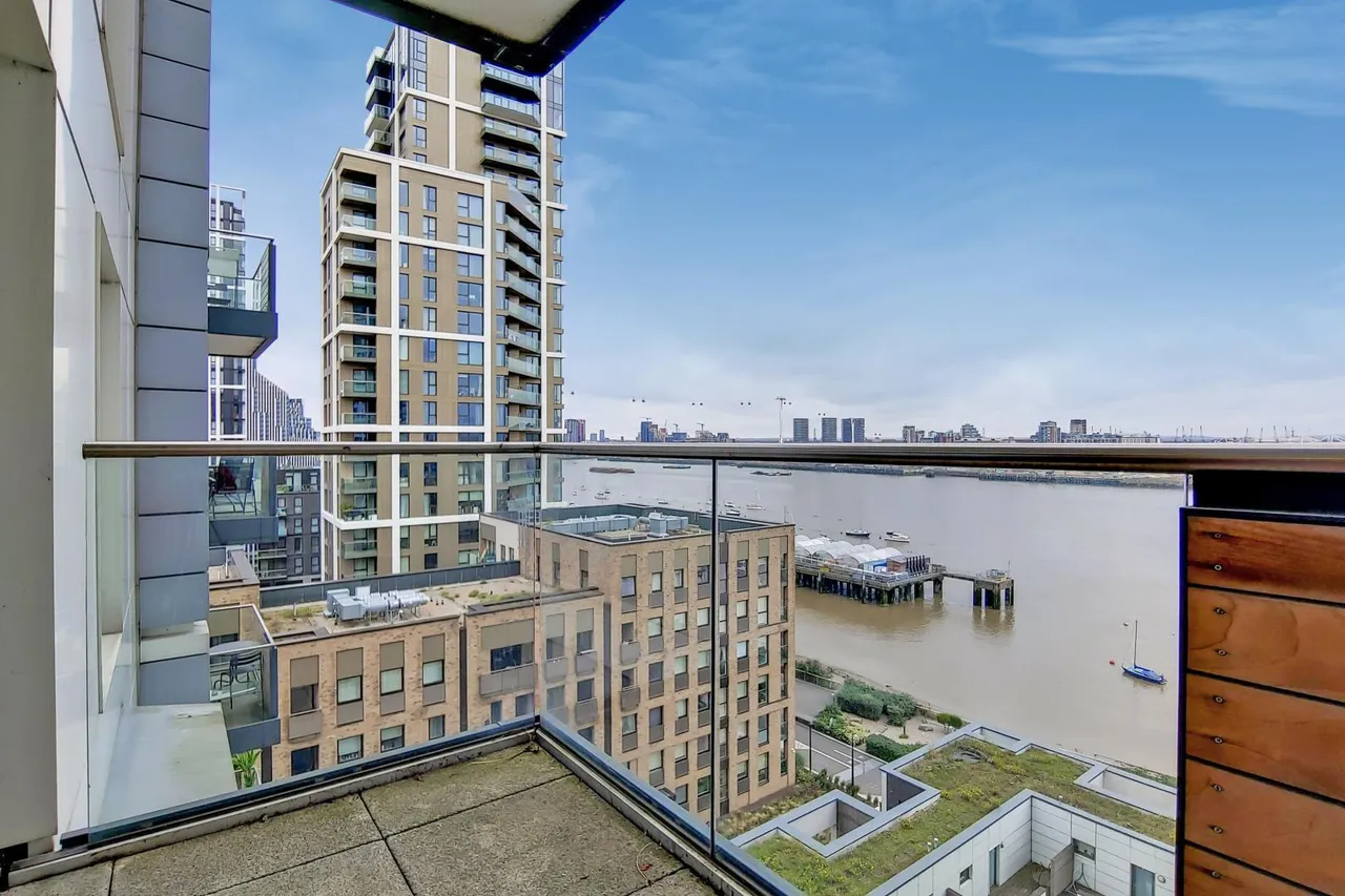 Barge Walk, North Greenwich, SE10, photo 4
