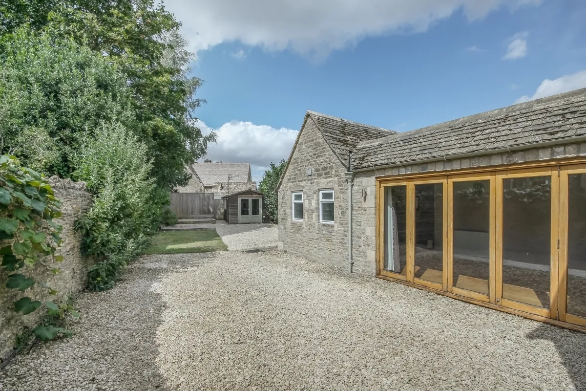 Bulls Close, Filkins, GL7, photo 4