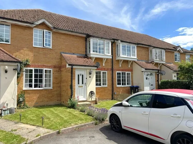 2 bed house for sale, Chagny Close, Letchworth Garden City, SG6