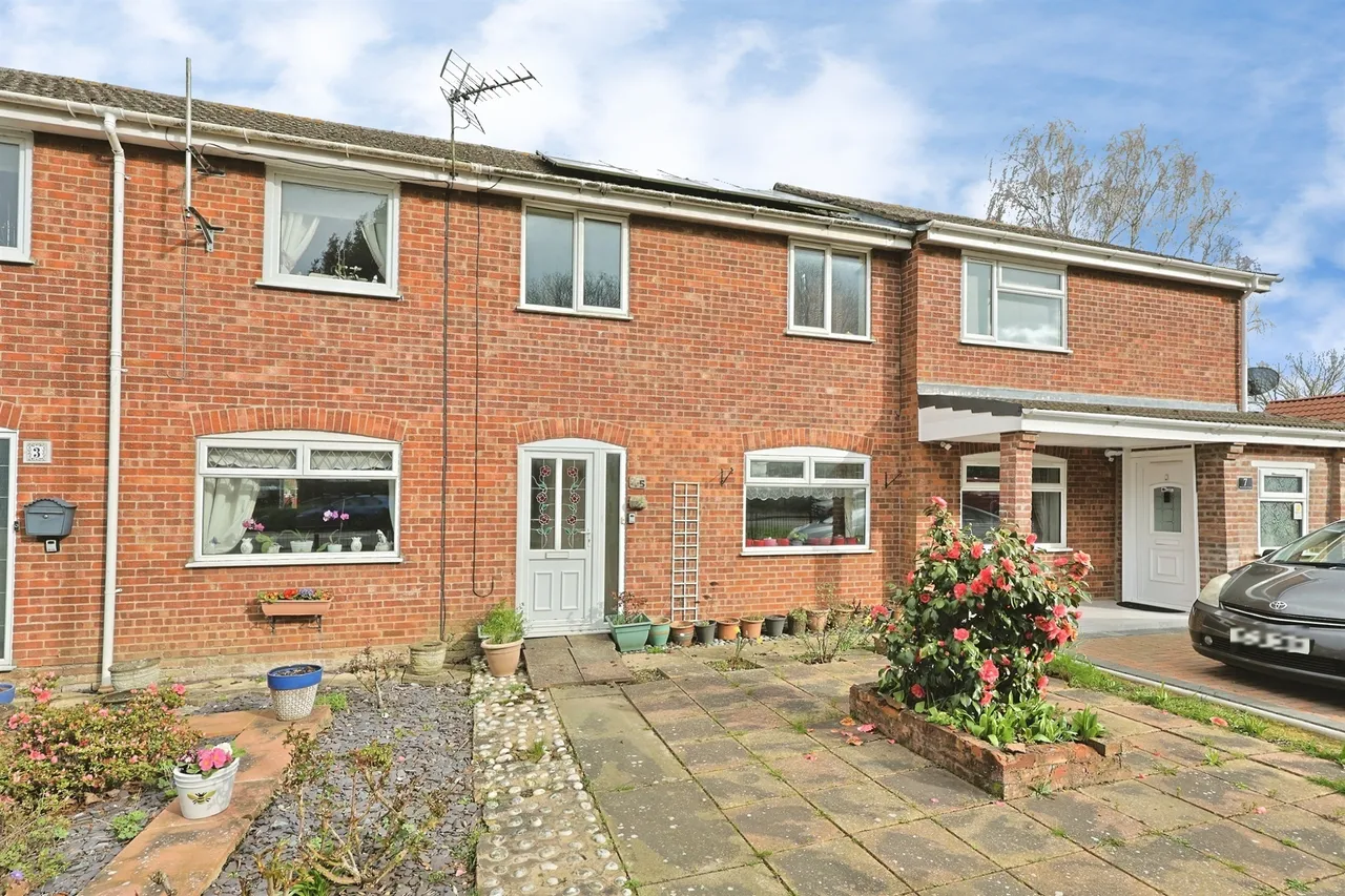 3 bed house for sale, Woodside Road, Norwich, NR7