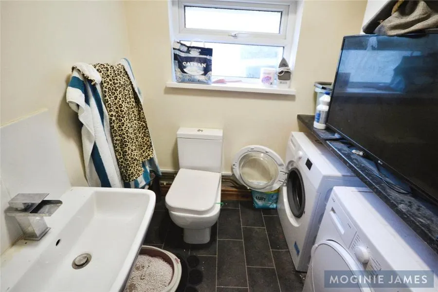 Mackintosh Place, Cardiff, CF24, photo 14