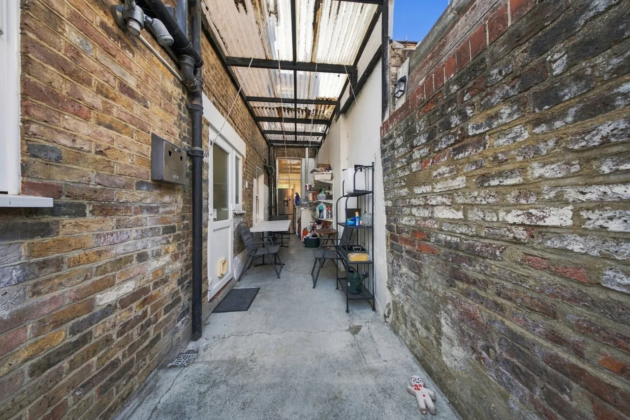 Achilles Road, London, NW6, photo 22