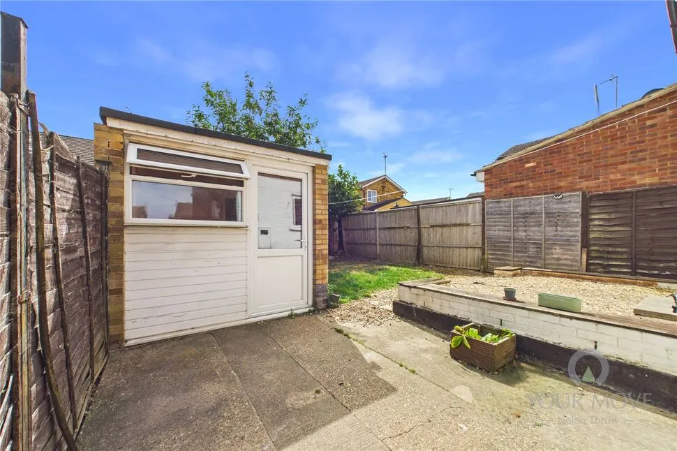 Masefield Drive, Rushden, NN10, photo 12