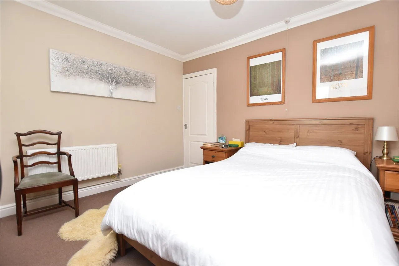 Garden House Lane, Tingley, WF3, photo 12