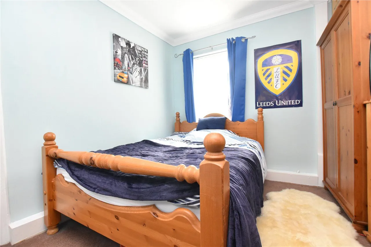 Garden House Lane, Tingley, WF3, photo 9