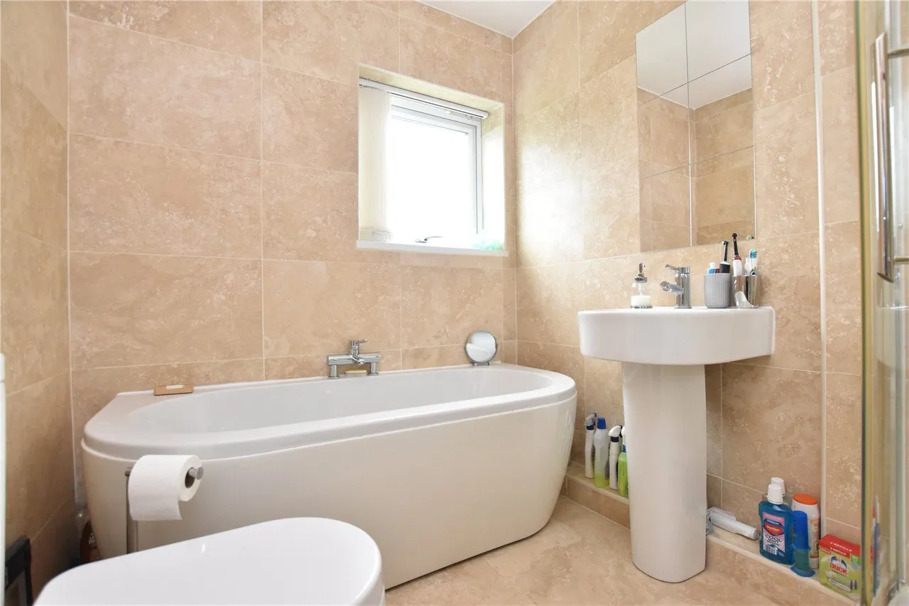 Garden House Lane, Tingley, WF3, photo 10