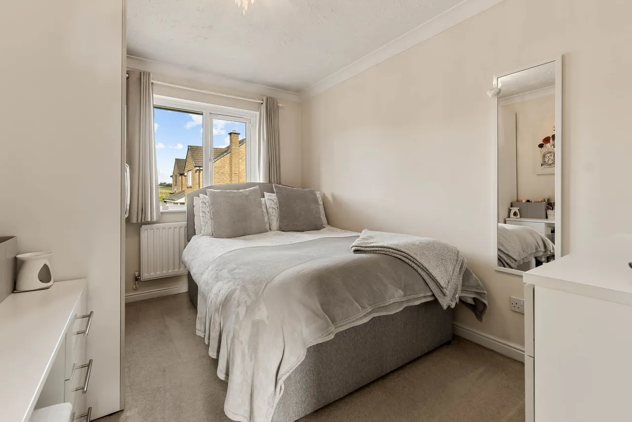 Bradshaw View, Queensbury, BD13, photo 17