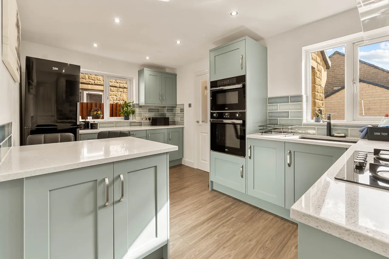 Bradshaw View, Queensbury, BD13, photo 5