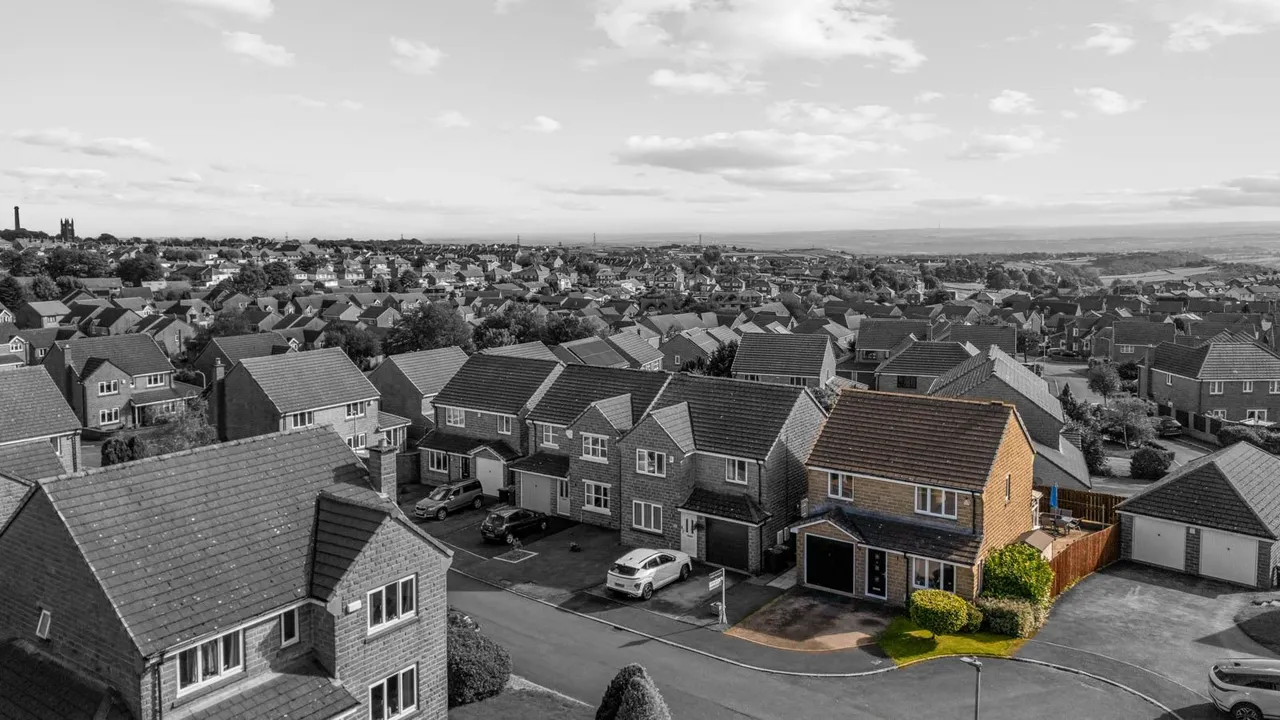 Bradshaw View, Queensbury, BD13, photo 28