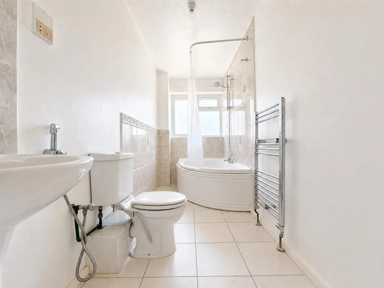 bed House, Terraced For SaleWheatlands, TW5, photo 7