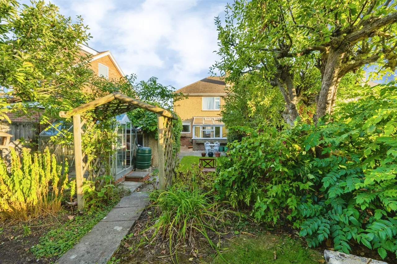 Burcott Close, Bierton, HP22, photo 16