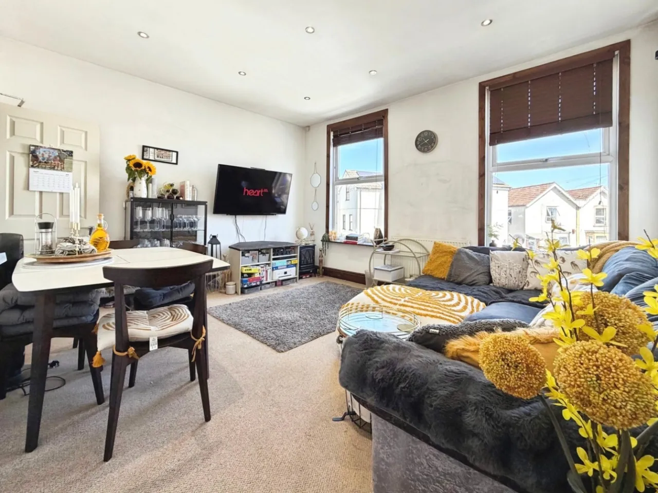 2 bed flat for sale, Wells Road, Totterdown, BS4