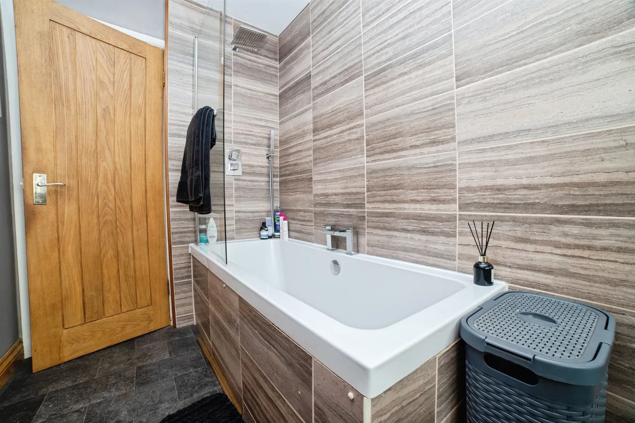 Festus Street, Kirkby-In-Ashfield, NG17, photo 13