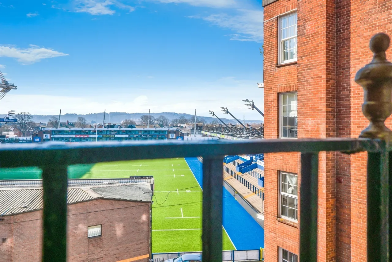 Westgate Street, Cardiff, CF10, photo 17