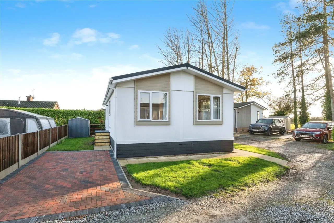 Crossways Caravan Site, Little Snoring, NR21, photo 22
