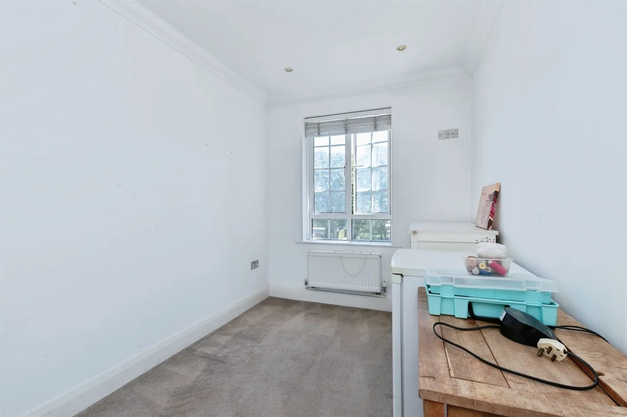 Sea Road, Boscombe, Bournemouth, photo 10
