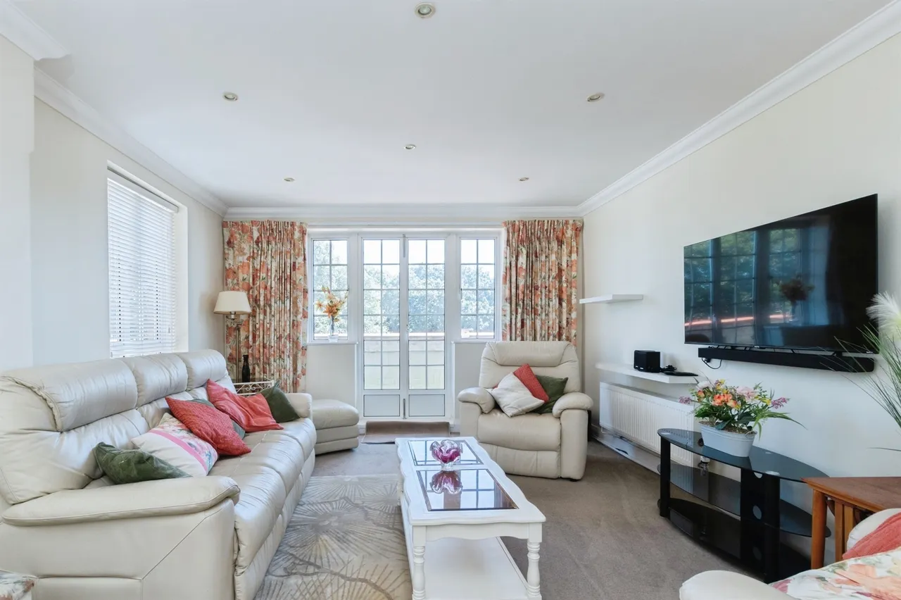 Sea Road, Boscombe, Bournemouth, photo 3