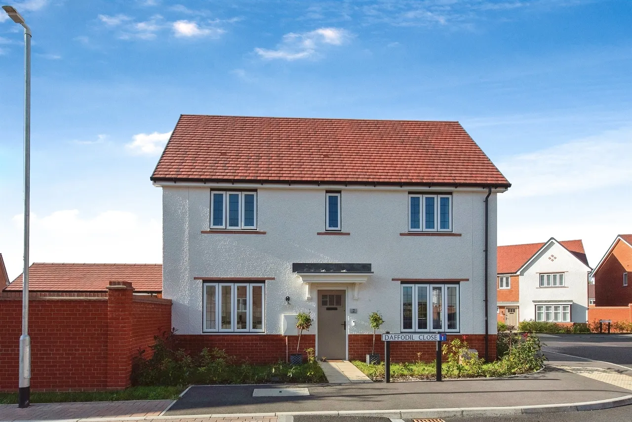 3 bed house for sale, Daffodil Close, Stowupland, IP14