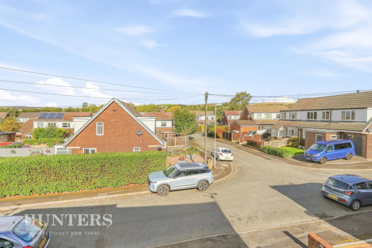 Fairfax Drive, Smithy Bridge, OL15, photo 17