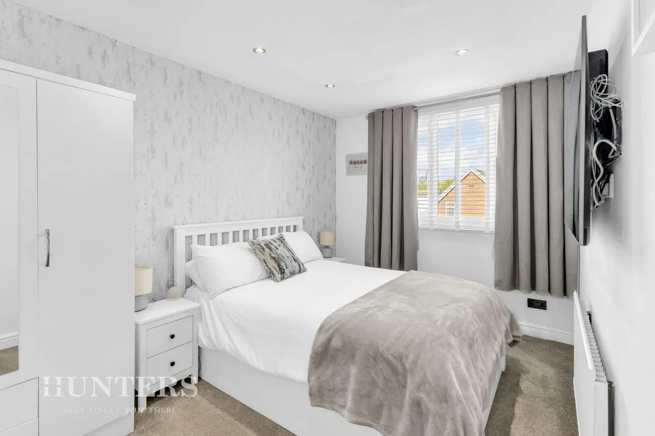 Fairfax Drive, Smithy Bridge, OL15, photo 14