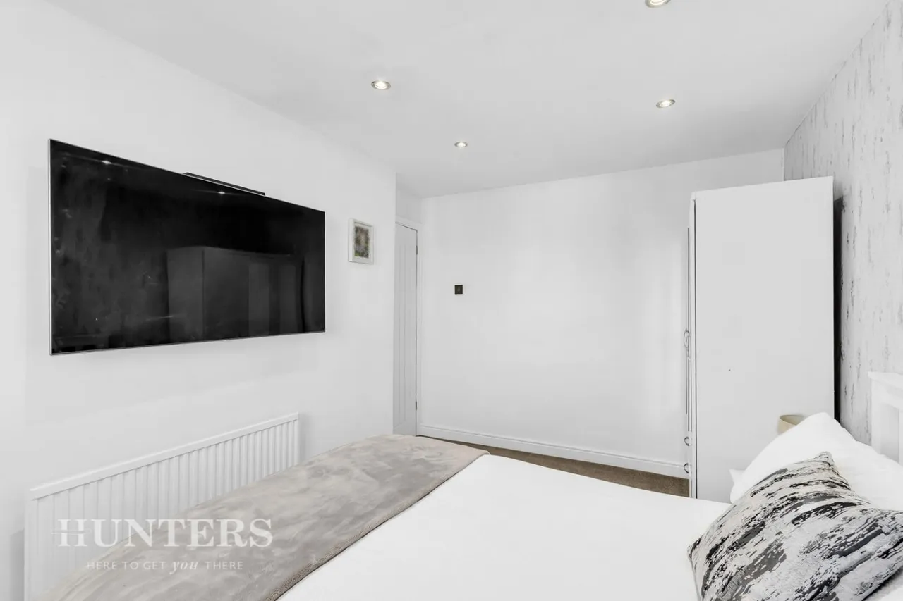 Fairfax Drive, Smithy Bridge, OL15, photo 16