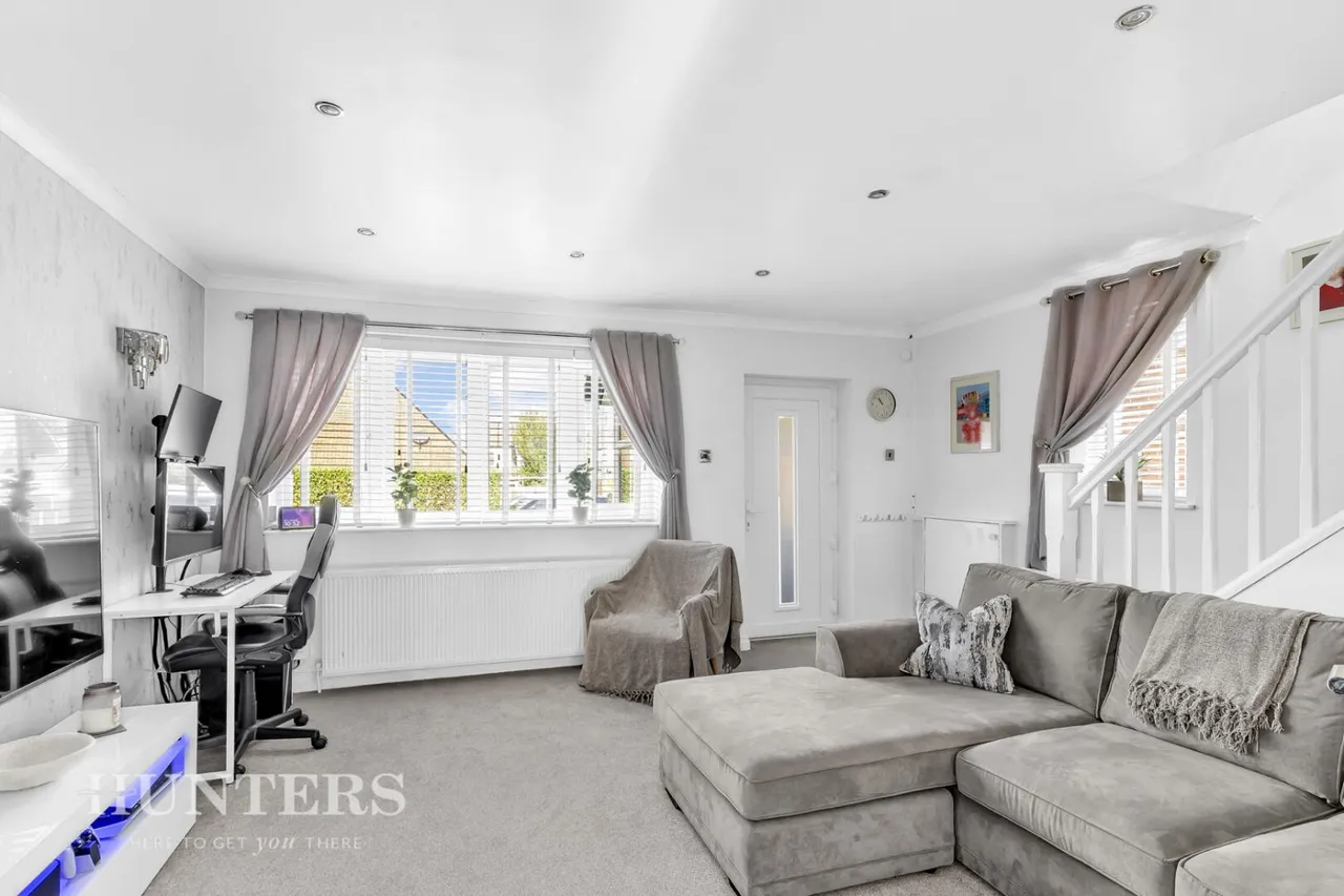 Fairfax Drive, Smithy Bridge, OL15, photo 6