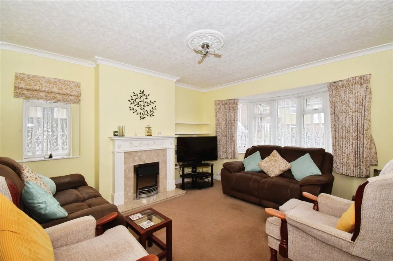 Avondale Road, Wigston, LE18, photo 6