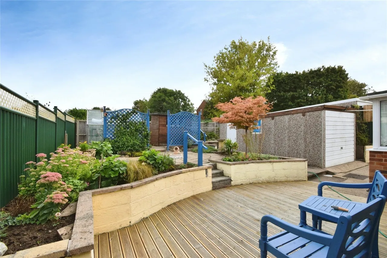 Avondale Road, Wigston, LE18, photo 11