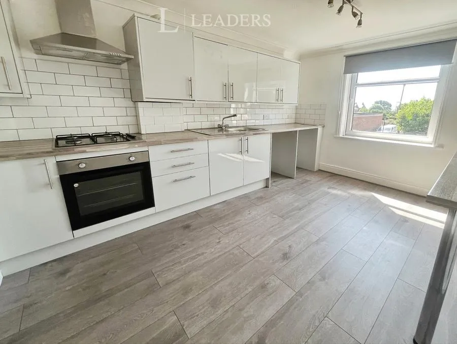 Main Road, Southbourne, PO10, photo 14