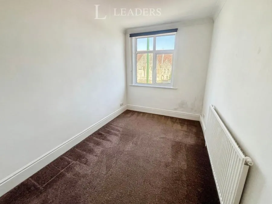 Main Road, Southbourne, PO10, photo 12