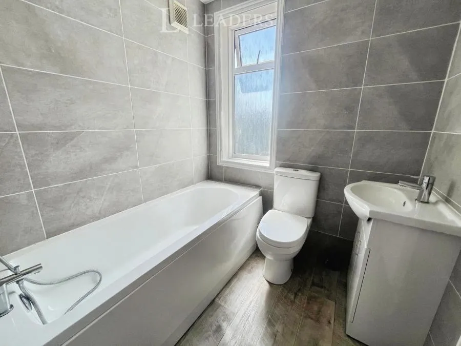 Main Road, Southbourne, PO10, photo 5
