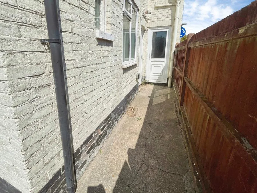 Main Road, Southbourne, PO10, photo 13
