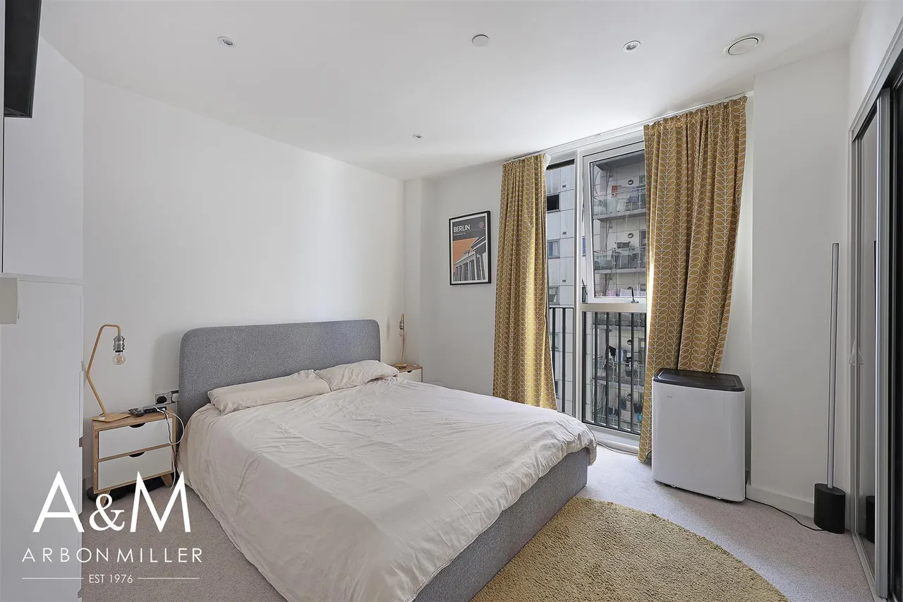 Winston Way, Ilford, Essex, IG12ZL, photo 11
