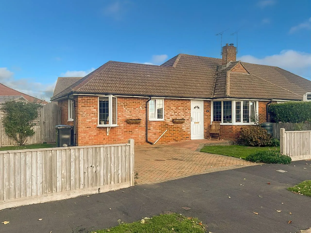 2 bed house for sale, The Crescent, Rustington