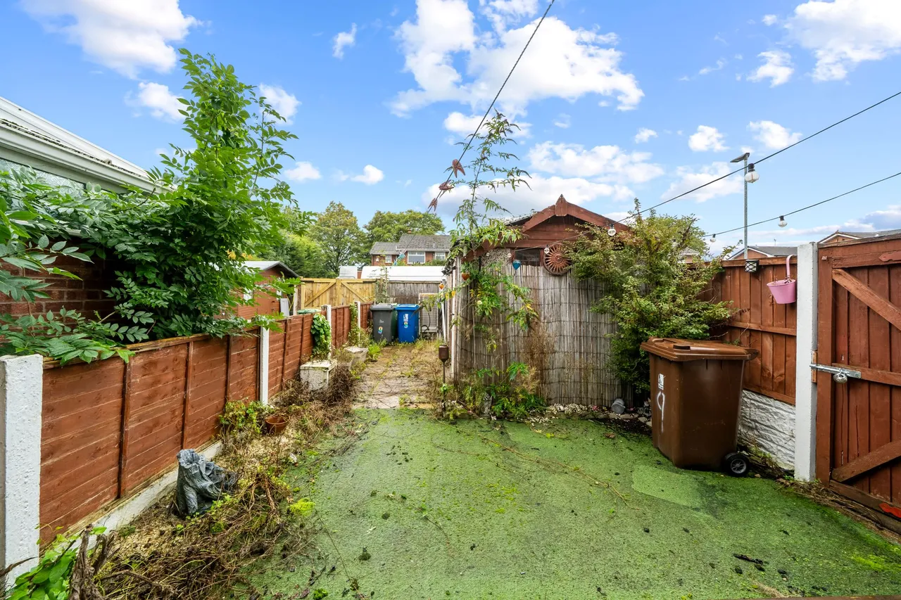 Peterhouse Walk, Ashton-In-Makerfield, WN4, photo 17