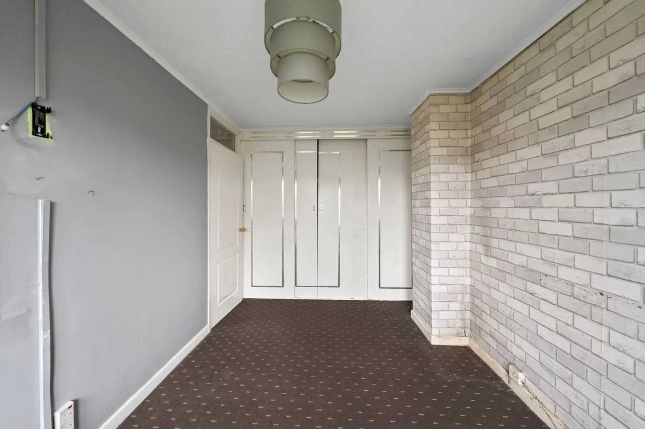 Peterhouse Walk, Ashton-In-Makerfield, WN4, photo 13
